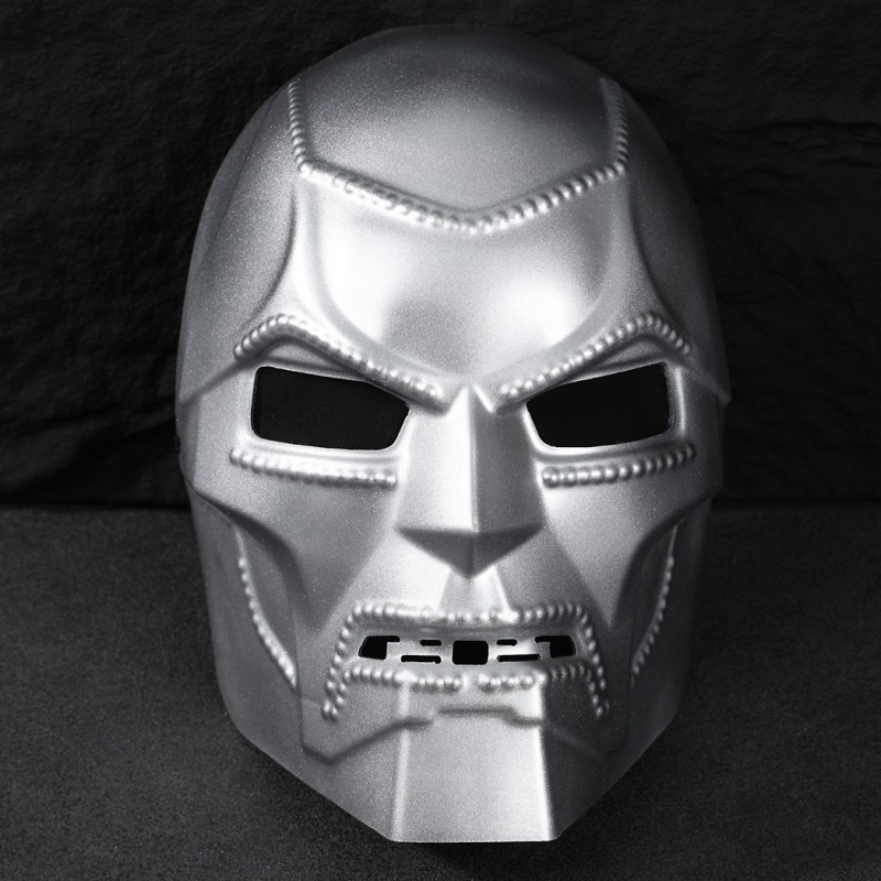 Victor von Doom Costume Fantastic Four Doctor Doom Cosplay Suit Classic Halloween Outfit